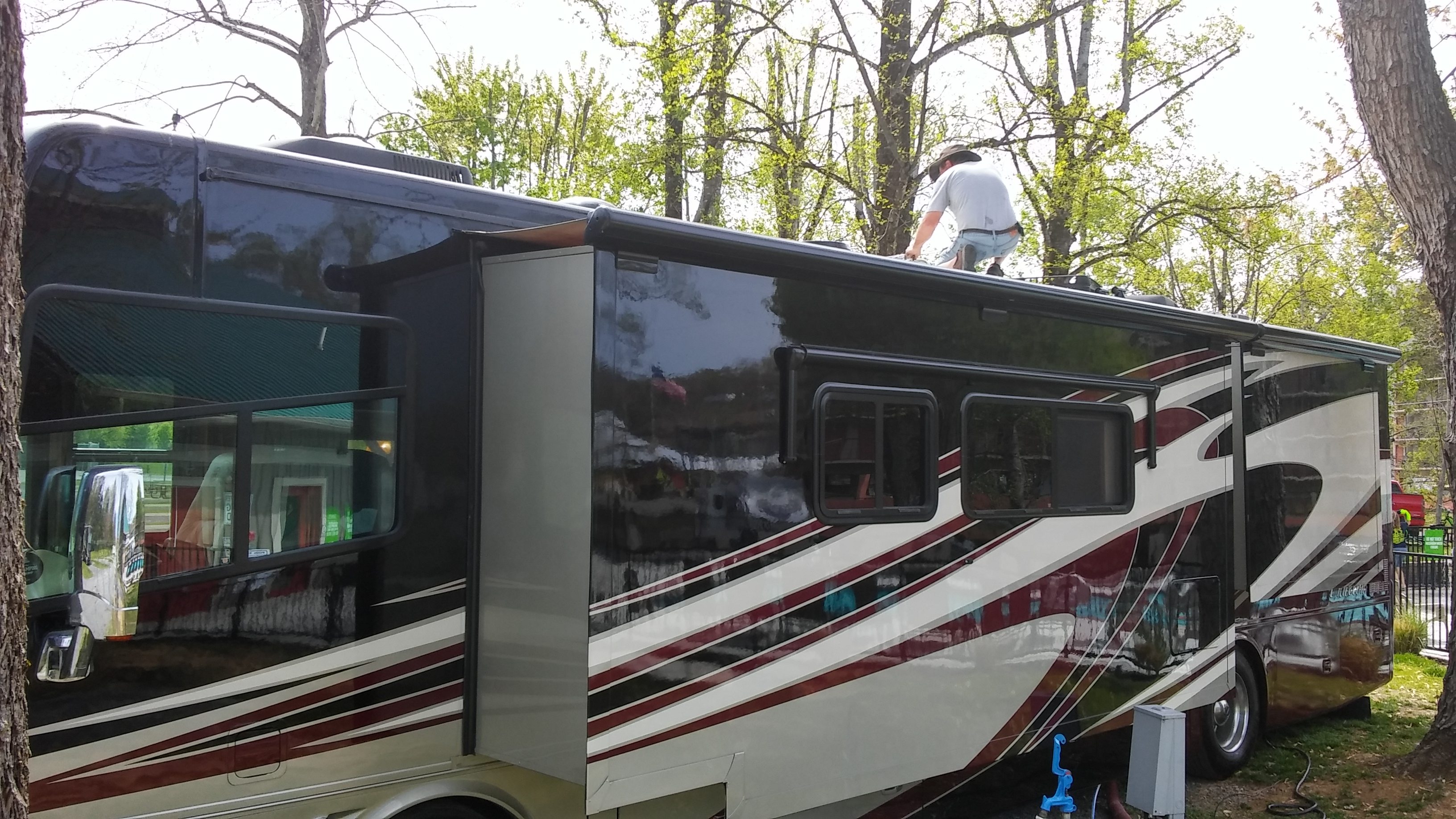 Rv Window Repair Near Me Santa Ana thumbnail